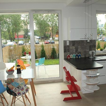 Ferienwohnung Sunny Sleeps 4 By The Beach With Garden Patio - Gdansk Przymorze Exterior foto